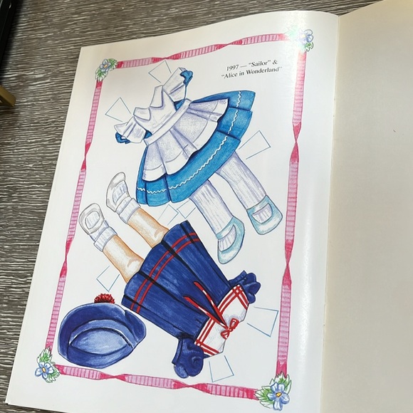 Effanbee’s Paper Dolls Bundle - Picture 11 of 12